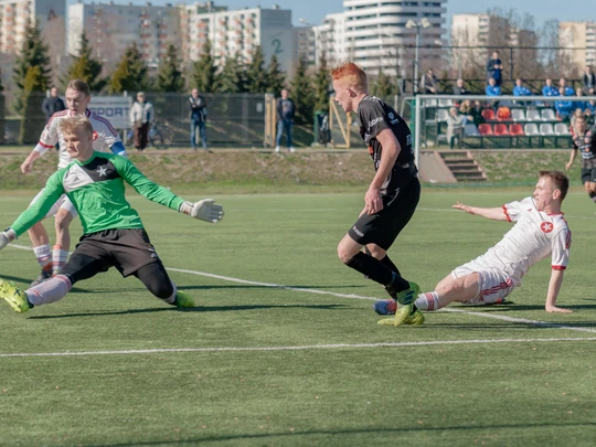 CLJ U17: SMS RESOVIA - WISŁA Kraków 2:1