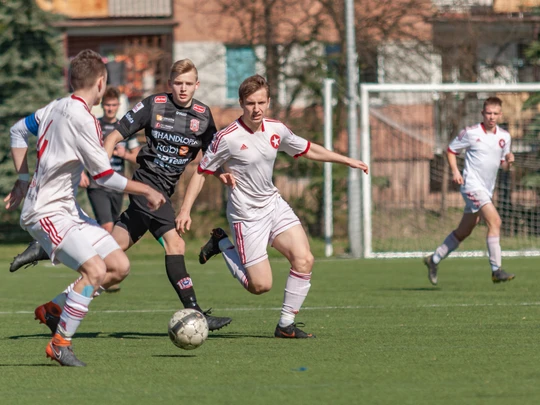 CLJ U17: SMS RESOVIA - WISŁA Kraków 2:1