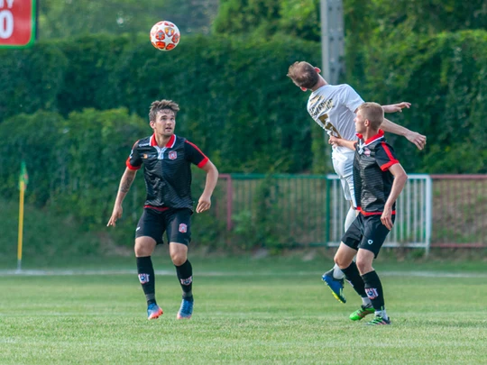 Liga okręgowa seniorów: Zaczernie - SMS Resovia 4:3