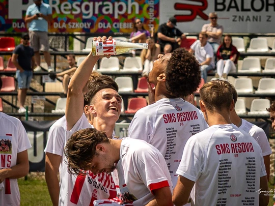 ZAGRAMY W CLJ U-19!