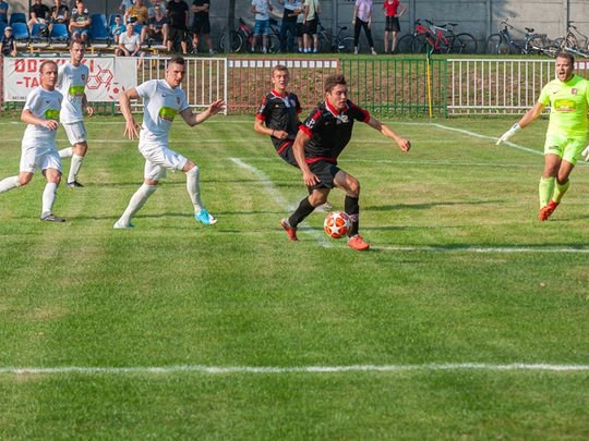 Liga okręgowa seniorów: Zaczernie - SMS Resovia 4:3