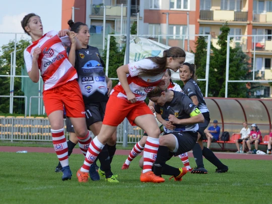 1 LIGA KOBIET: RESOVIA Rzeszów – DARGFIL Tomaszów Mazowiecki 2-1