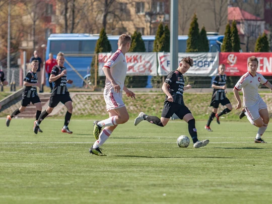 CLJ U17: SMS RESOVIA - WISŁA Kraków 2:1