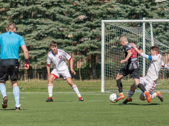 CLJ U17: SMS RESOVIA - WISŁA Kraków 2:1