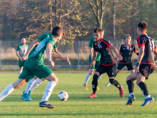 Liga okręgowa seniorów: Jedność Niechobrz - SMS Resovia II Rzeszów 1:5