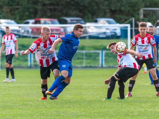 Liga okręgowa seniorów: Stal Łańcut - SMS Resovia II 0:1