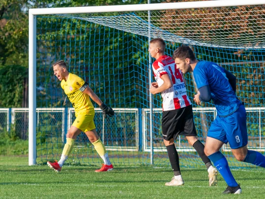 Liga okręgowa seniorów: Stal Łańcut - SMS Resovia II 0:1