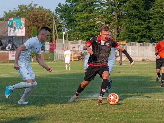 Liga okręgowa seniorów: Zaczernie - SMS Resovia 4:3