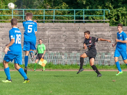 2018/2019 CLJ U-17 JUVENTA Starachowice - SMS RESOVIA 1-2 (0-1)