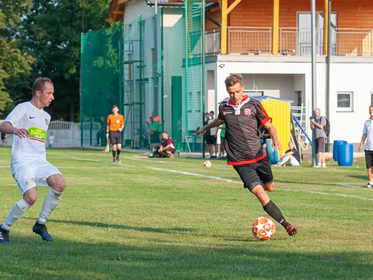 Liga okręgowa seniorów: Zaczernie - SMS Resovia 4:3