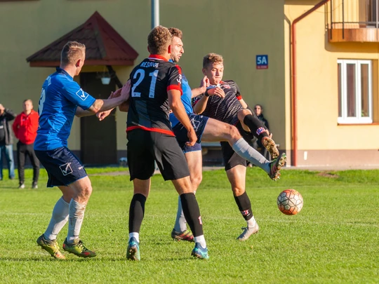 Liga okręgowa seniorów: Strug Tyczyn - SMS Resovia II 1:1