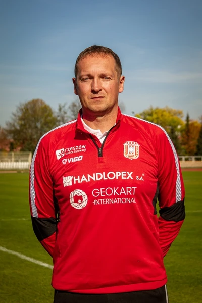 pietryka_marcin_czerwona_nowa_kopiowanie.jpg