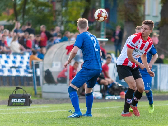 Liga okręgowa seniorów: Stal Łańcut - SMS Resovia II 0:1